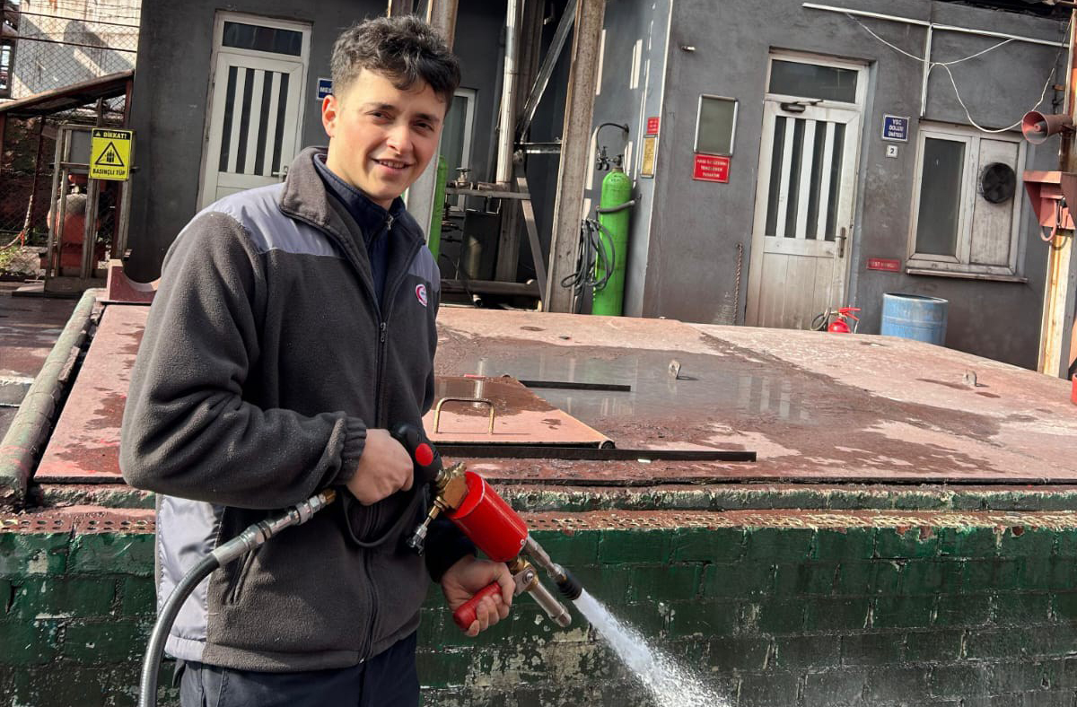 GENÇ YAŞTA TRAFİK KAZASINDA HAYATINI KAYBETTİ!
