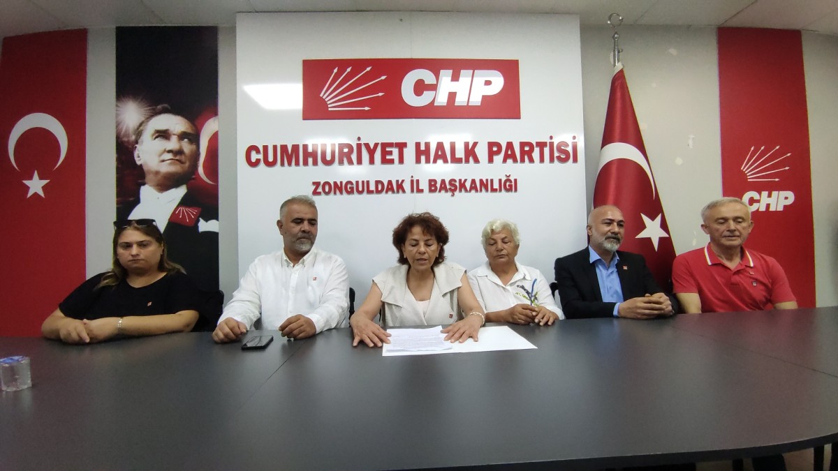 ‘Barışı konuşanların sesi,Cumhuriyet kadınlarının mücadelesidir’