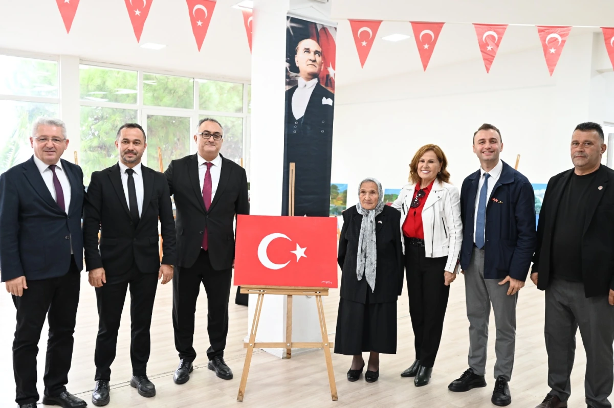 CUMHURİYET KONULU SERGİLER AKM’DE AÇILDI