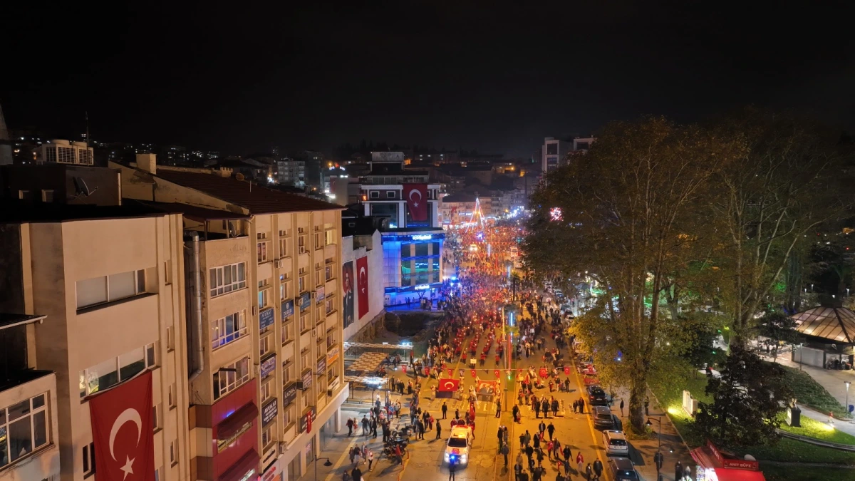 KDZ. EREĞLİ’DE CUMHURİYET COŞKUSU SOKAKLARA SIĞMADI!