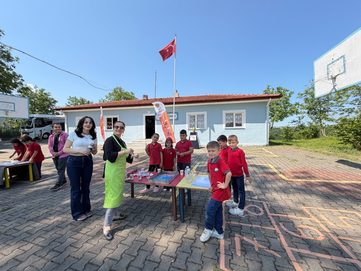 KÖY OKULLARI SOSYAL SORUMLULUK AĞI PROJESİ ÜVEYİKLİ’DE DEVAM ETTİ