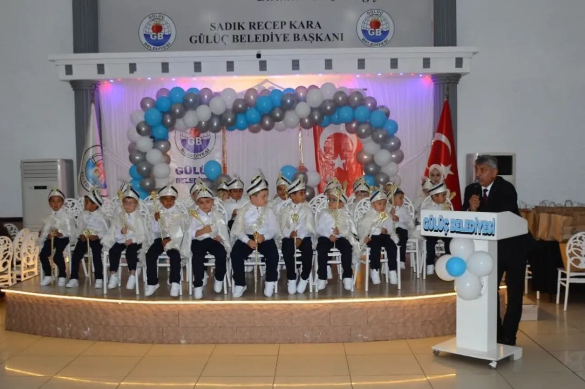 GÜLÜÇ BELEDİYESİ GELENEKSEL SÜNNET ŞÖLENİ YOĞUN KATILIMLA GERÇEKLEŞTİ